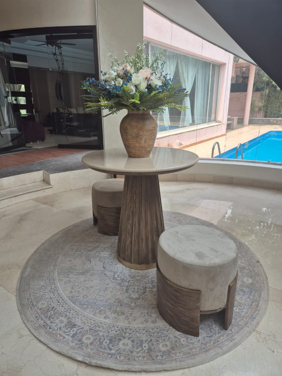 Azu Foyer Table