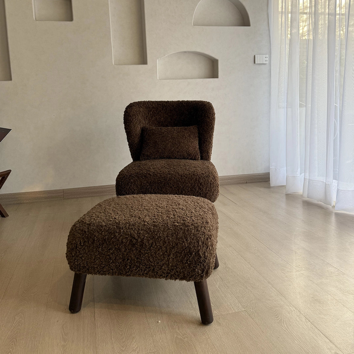 Yeti Chair & Stool