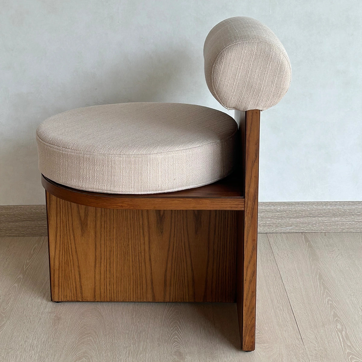Nuna Chair