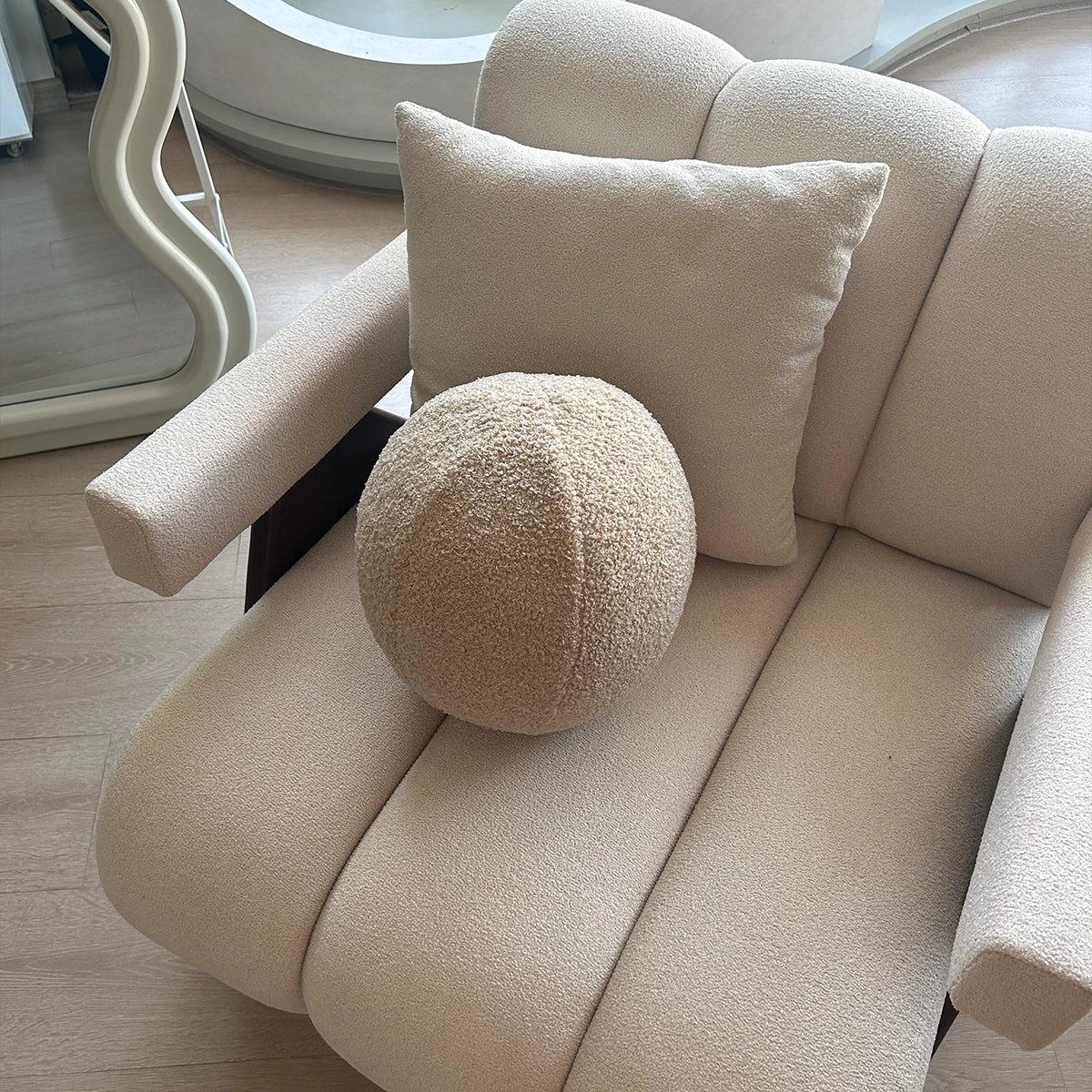 Bella Chair