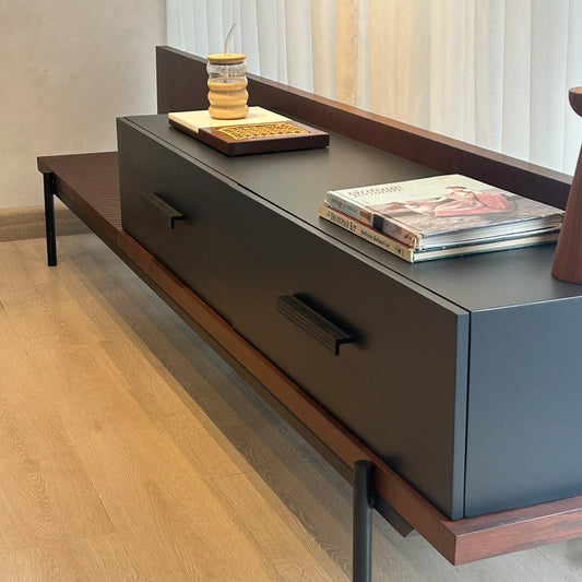 Louis Media Console